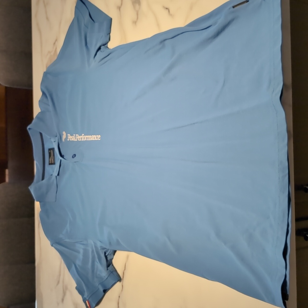 Peak Performance polo